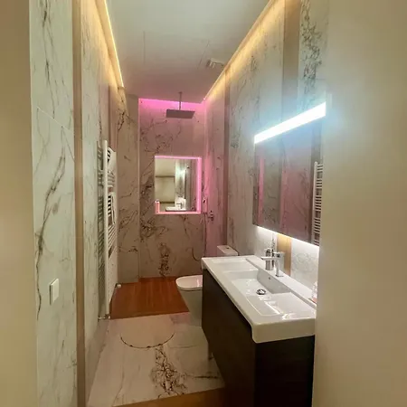 Chicos 1 فندق مبيت وإفطار Lastanosa
